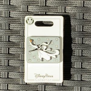 Authentic!✨ Disney Parks Zero Pin